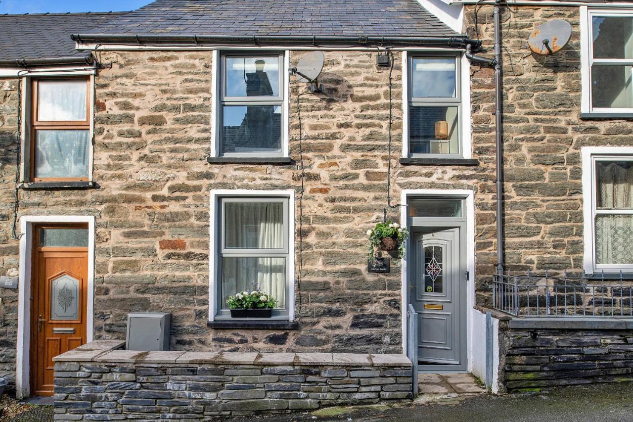 Finest Retreats - Bwthyn Llechi, Slate Cottage Blaenau Ffestiniog Extérieur photo